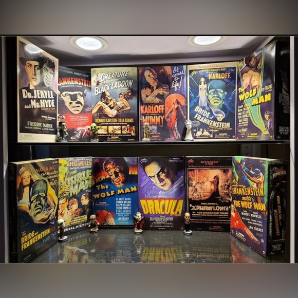 Universal Studios Orlando Monsters graphic Tshirt Size Large Shirt Only . - Picture 7 of 10